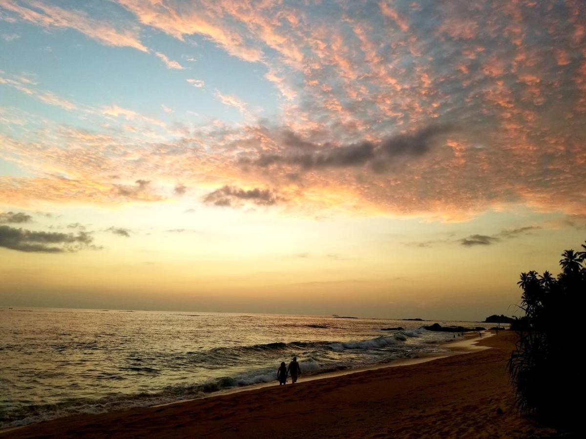 Disna Place Unawatuna Buitenkant foto